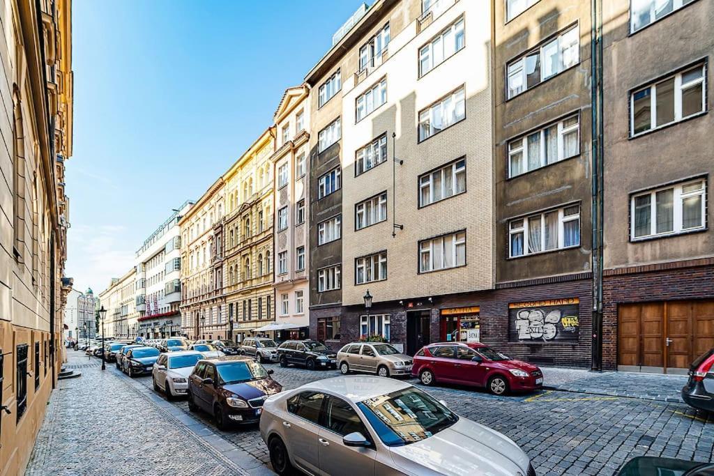 Cozy Old Town Stay - 1-Bedroom Apartment Praga Exterior foto